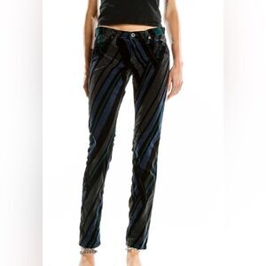 AG ADRIANO GOLDSCHMIED